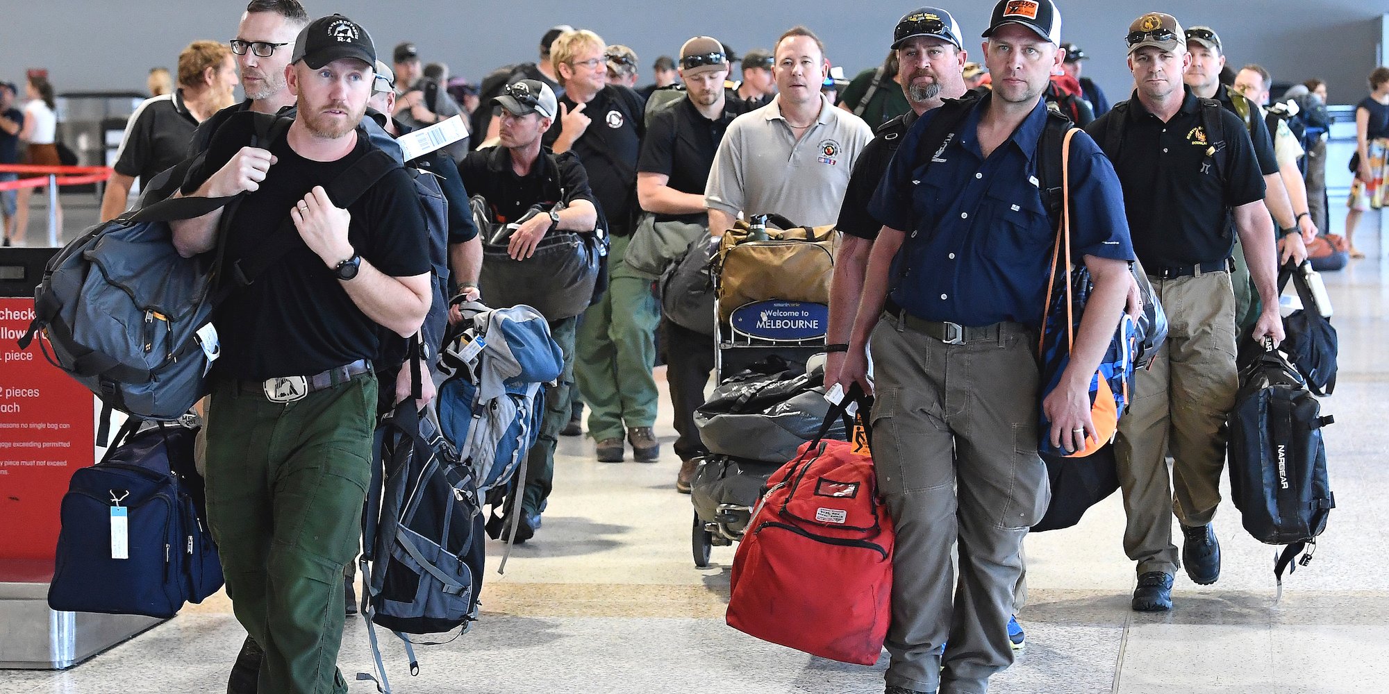 us_firefighters_arrive_in_australia_to_help_fight_against_bushfires