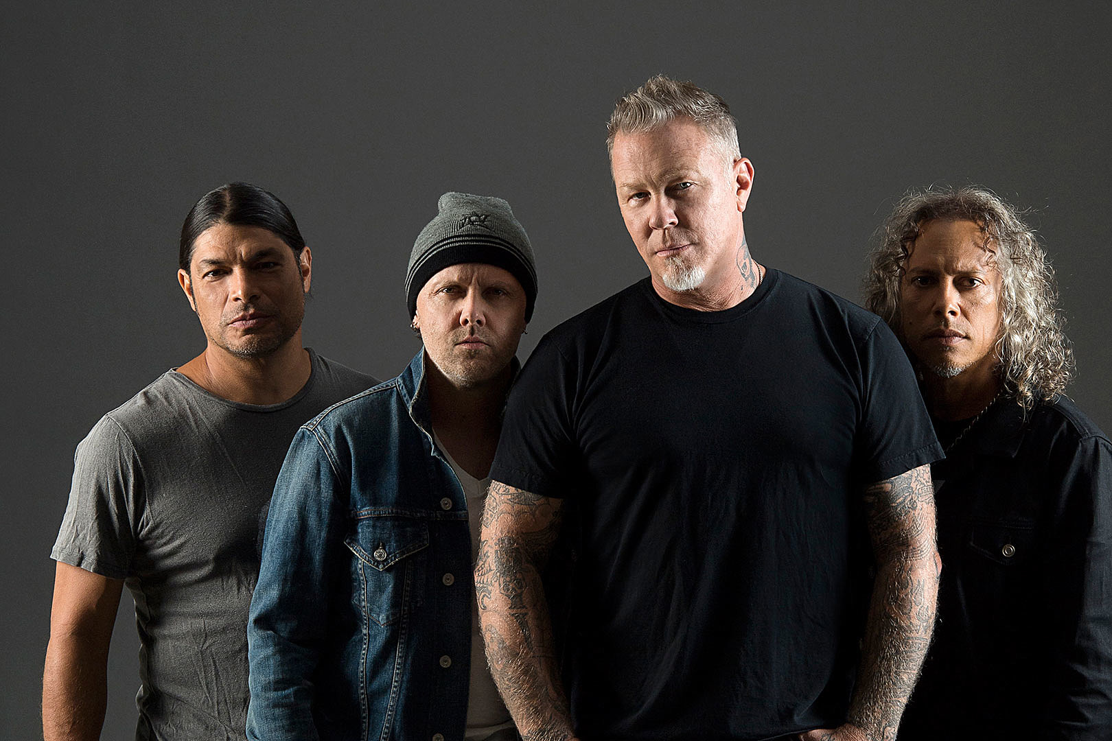 Metallica-Donating-Cash-to-Food-Banks-During-Tours