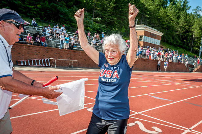 101-year-old-runner-breaks-a-100-meter-dash-record
